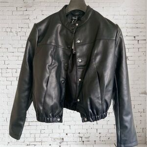 Forever 21 Women's Beautiful Faux Leather Jacket